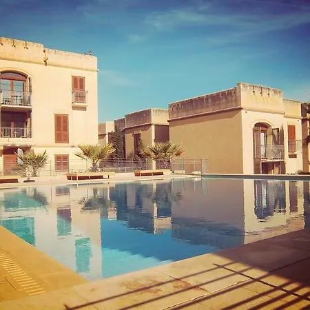 Luxury Apartment - Fort Chambray Għajnsielem Exterior foto