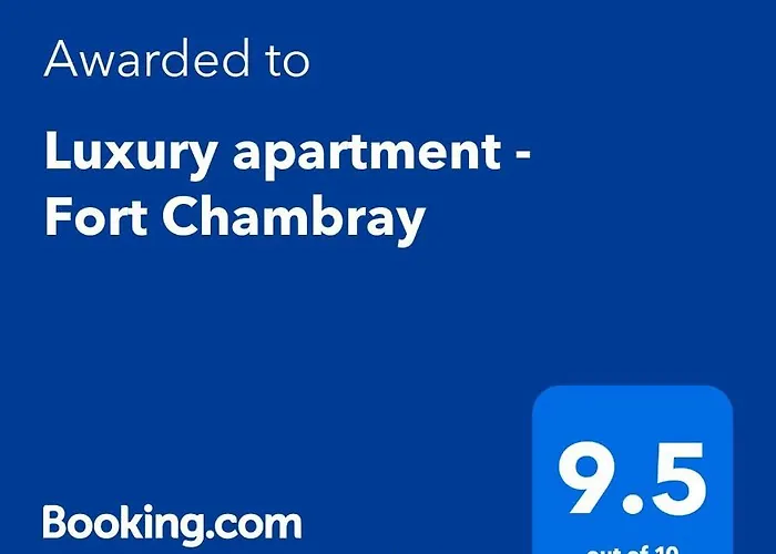 Luxury Apartment - Fort Chambray
